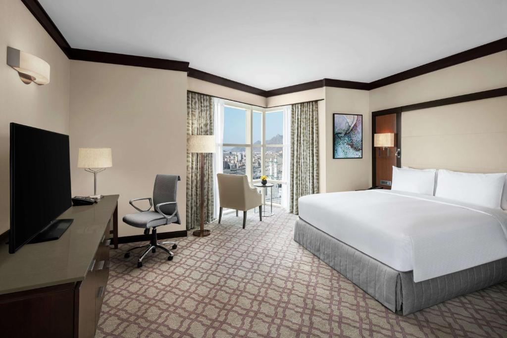 Double Tree by Hilton